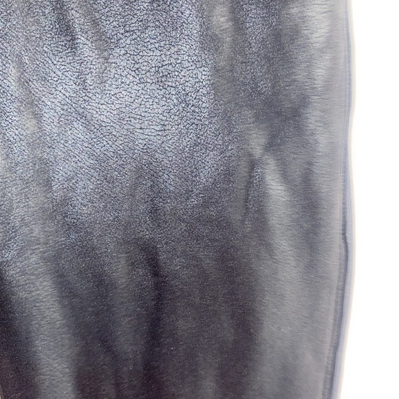 Spanx leggings !!! Never worn !! - Picture 2 of 2